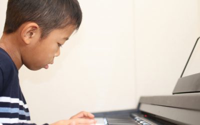 How Digital Pianos Can Enhance Music Education