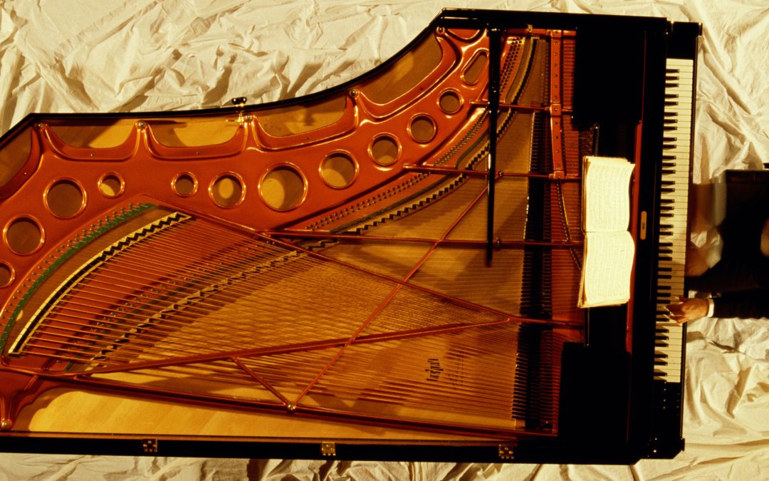 How a Grand Piano Works
