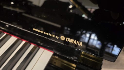Yamaha / Cable Nelson 45″ Polished Ebony Upright Piano - St George - Image 3