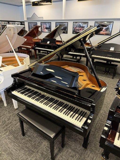 Excellent Condition WM Knabe Preowned Polished Ebony Baby Grand Piano - Murray - Image 2