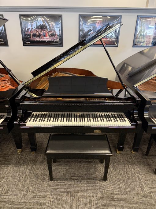 Exceptionally Priced Preowned Hardman 6' Polished Ebony Grand Piano - Murray
