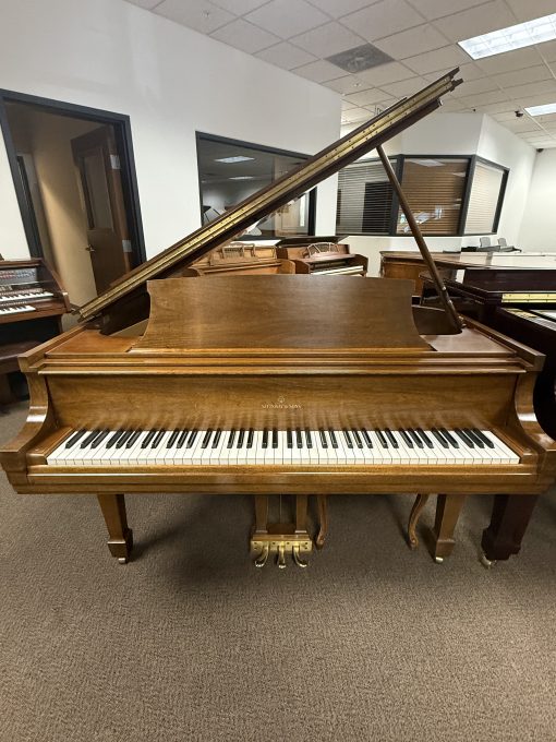Beautiful Vintage Pre-Owned Steinway & Sons Model M - Orem